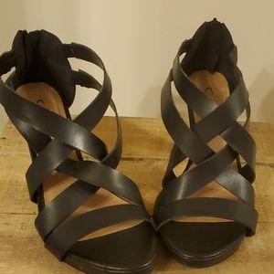 CL by Laundry heels Size 9M